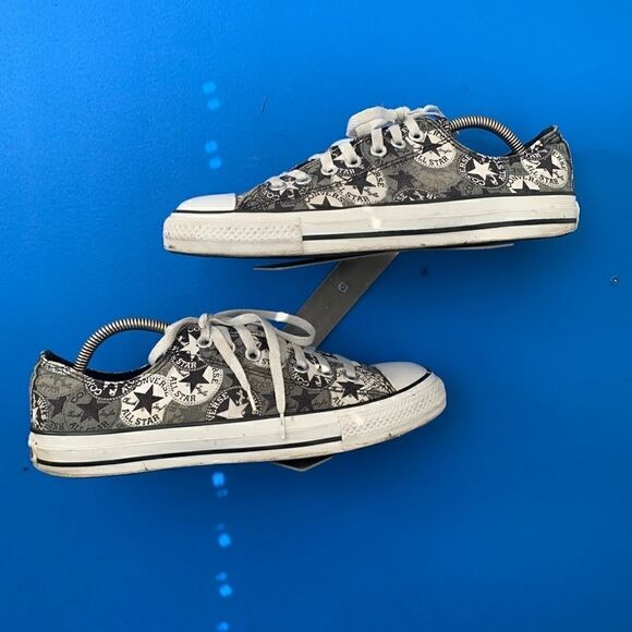 CONVERSE CHUCK TAYLOR ALL STAR Low Top SHOES All Star Logo Print Men 9 - Picture 2 of 8
